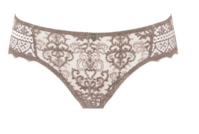 CASSIOPEE BRIEF