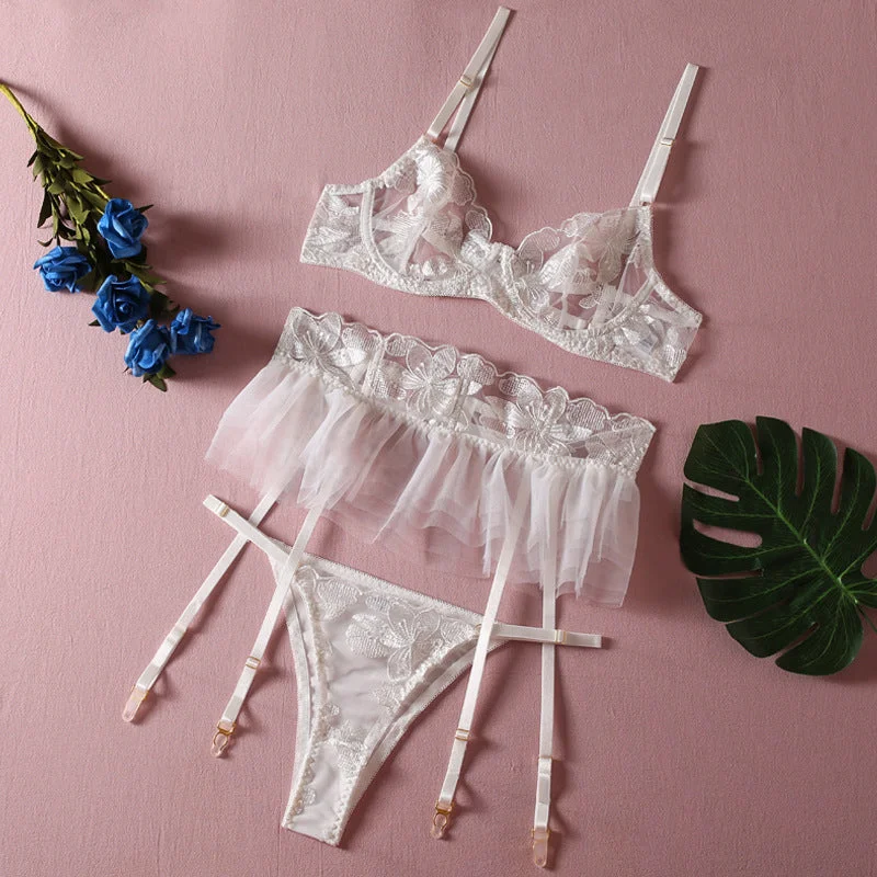 New! Belle Embroidery 3-Piece set