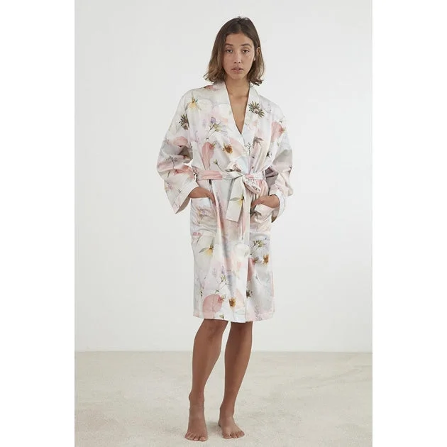 Baksana petals Robe