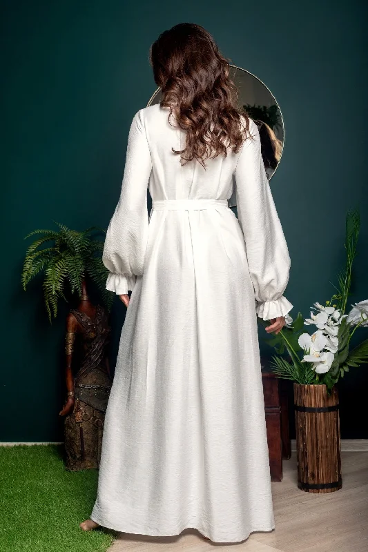 Gentle Linen Robe in Ivory