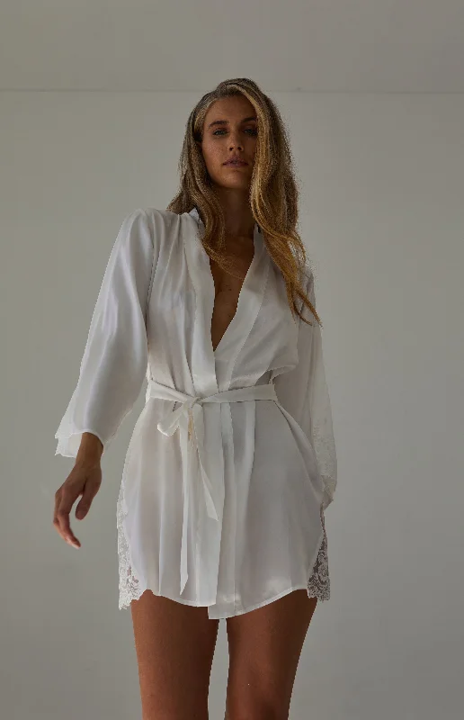 Serena Lace Robe