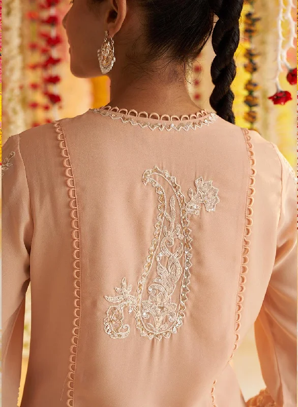 Pink Kurta With Delicate Embroidery