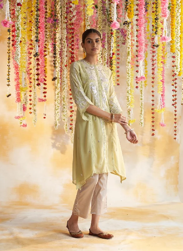 Apple Green Kurta With Delicate Embroidery