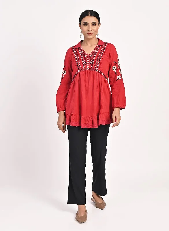 Red Thigh-length Boho Tunic with Collar and Full Sleeves