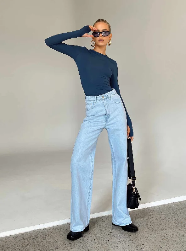 Jeannie Wide Leg Jeans Light Wash Denim